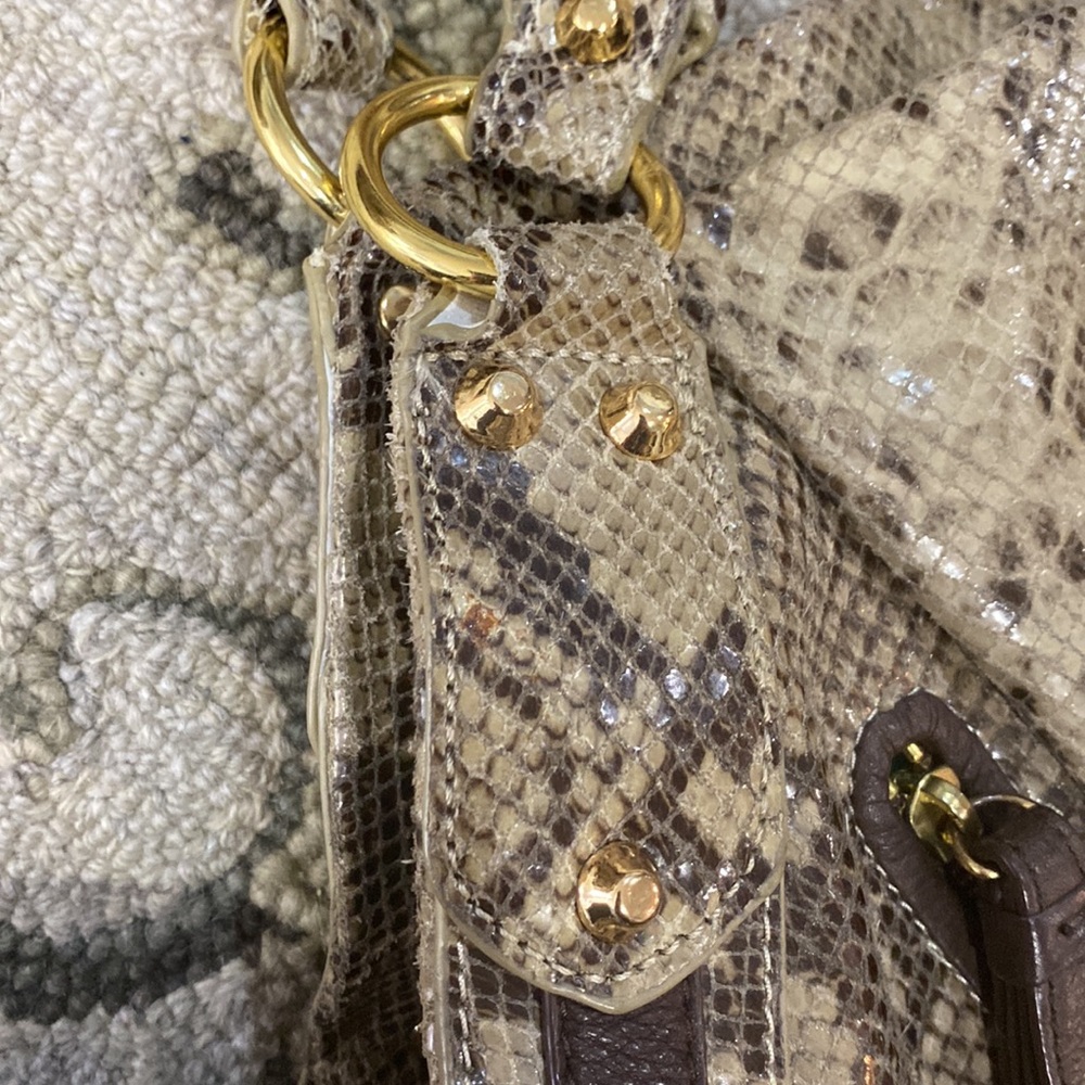 ๐ Cynthia Rowley brown creme x large snakeskin leather satchel bag ๐ - Picture 14 of 14